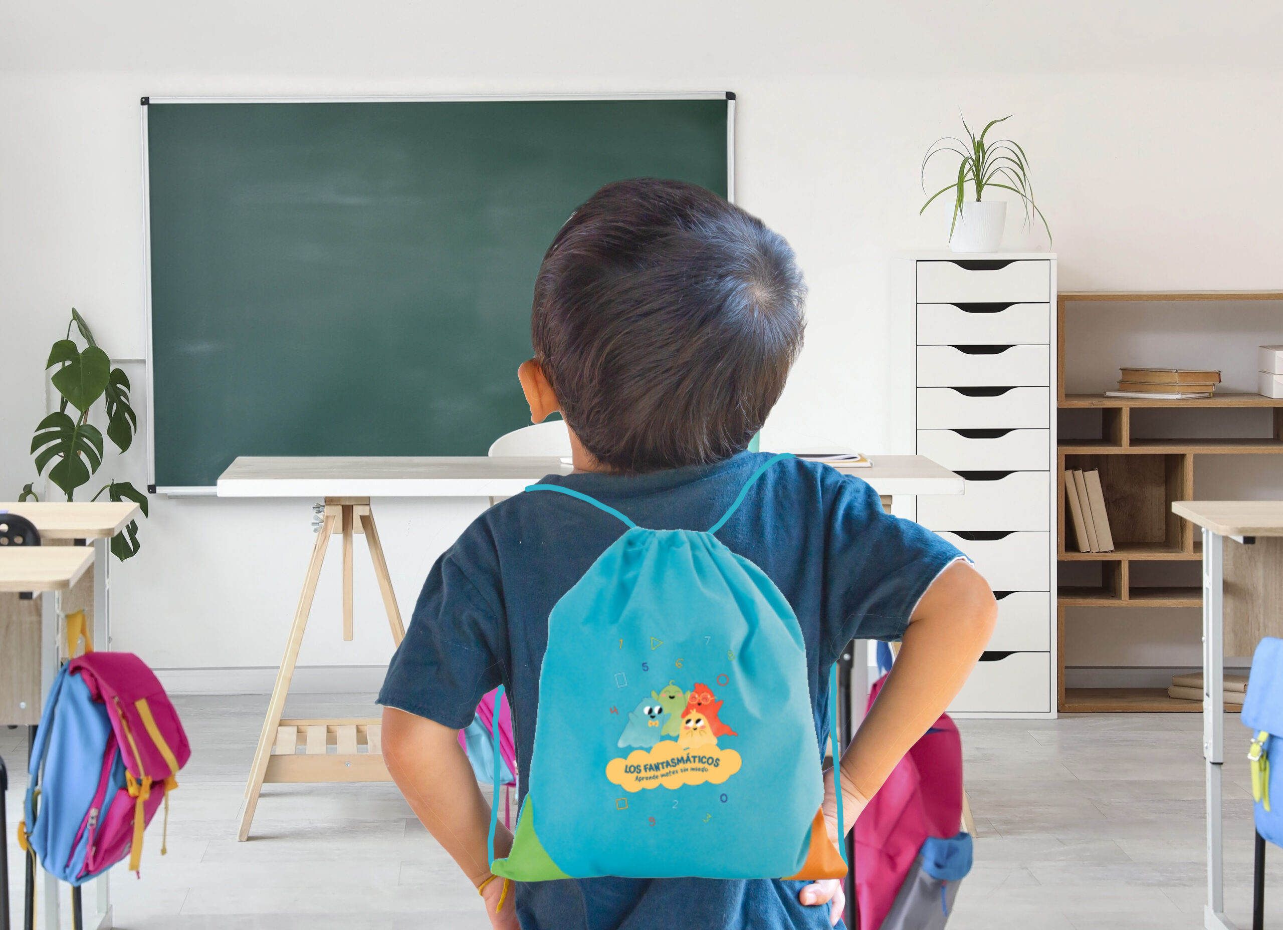 Pack Los Fantasmáticos: 2 cuentos + mochila infantil - Imagen 2